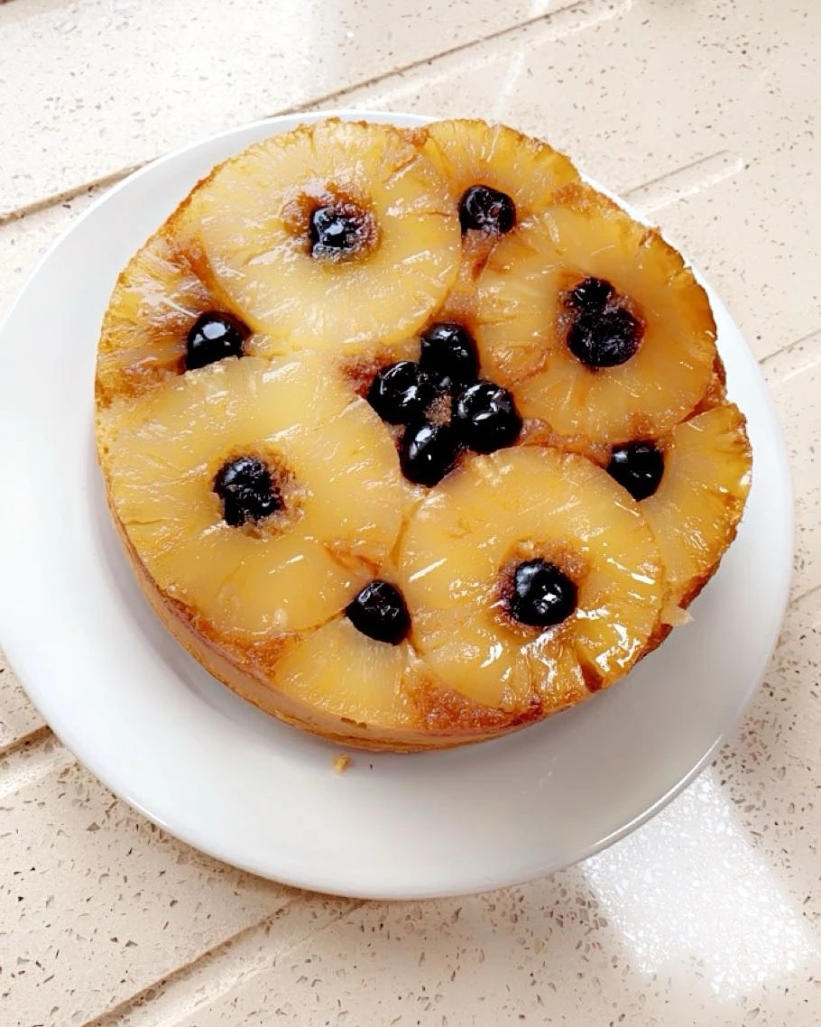 Upsidedown pinapple cake